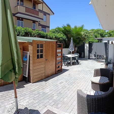 Sun Garden L.T. Διαμέρισμα Φιουμιτσίνο Εξωτερικό φωτογραφία