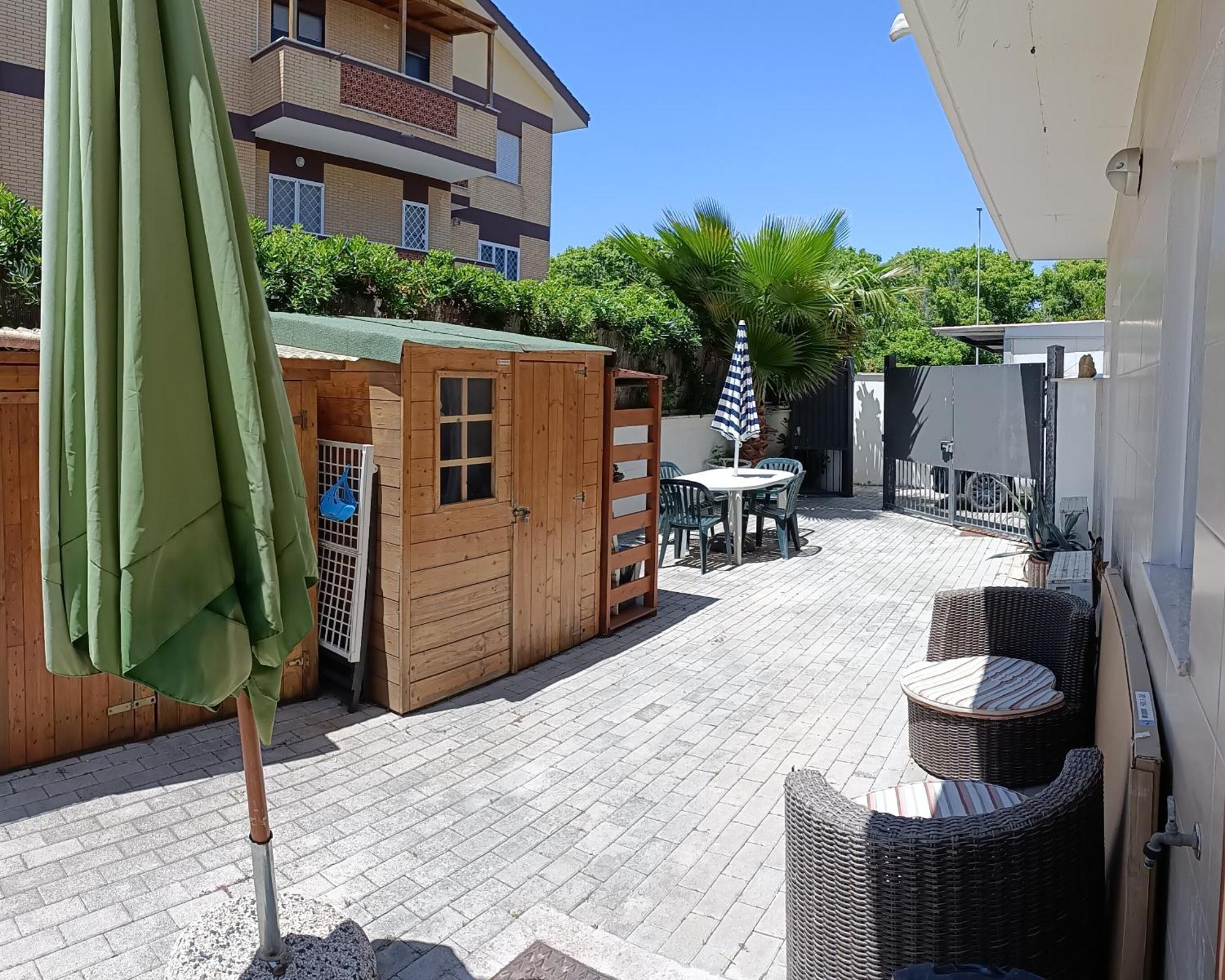 Sun Garden L.T. Διαμέρισμα Φιουμιτσίνο Εξωτερικό φωτογραφία