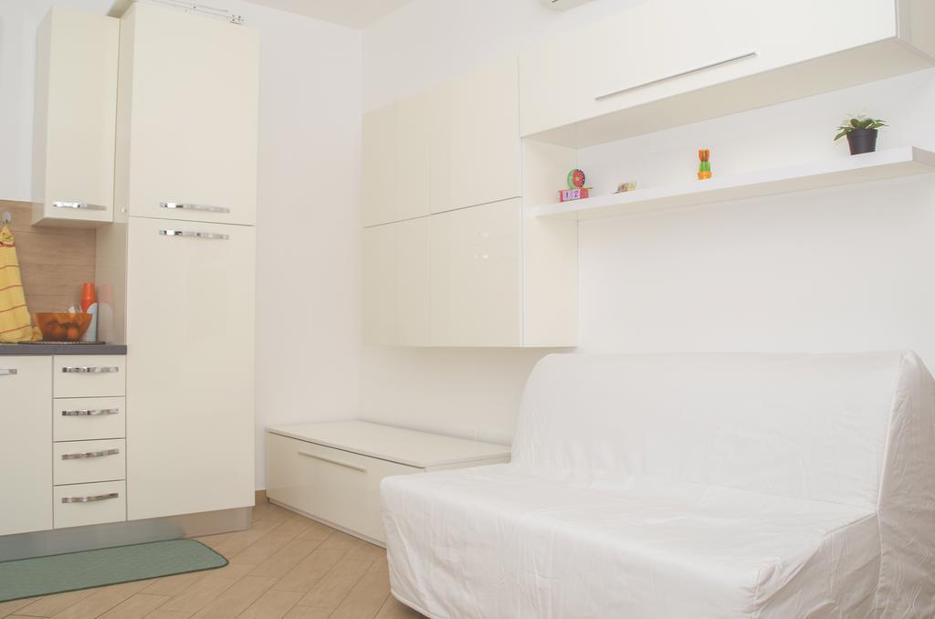 Sun Garden L.T. Διαμέρισμα Φιουμιτσίνο Εξωτερικό φωτογραφία