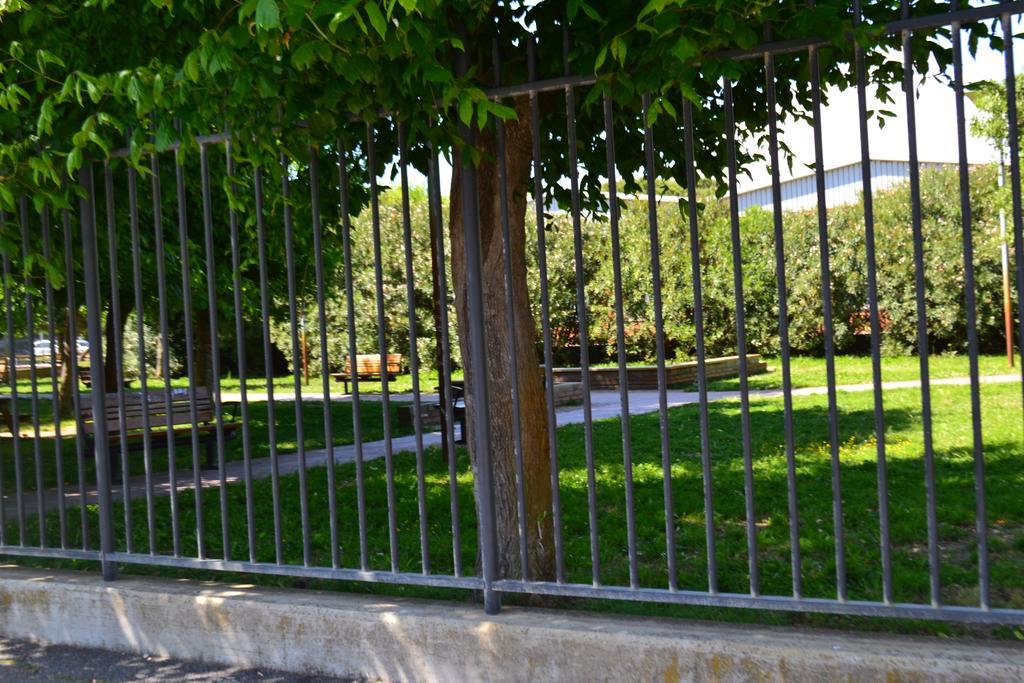 Sun Garden L.T. Διαμέρισμα Φιουμιτσίνο Εξωτερικό φωτογραφία